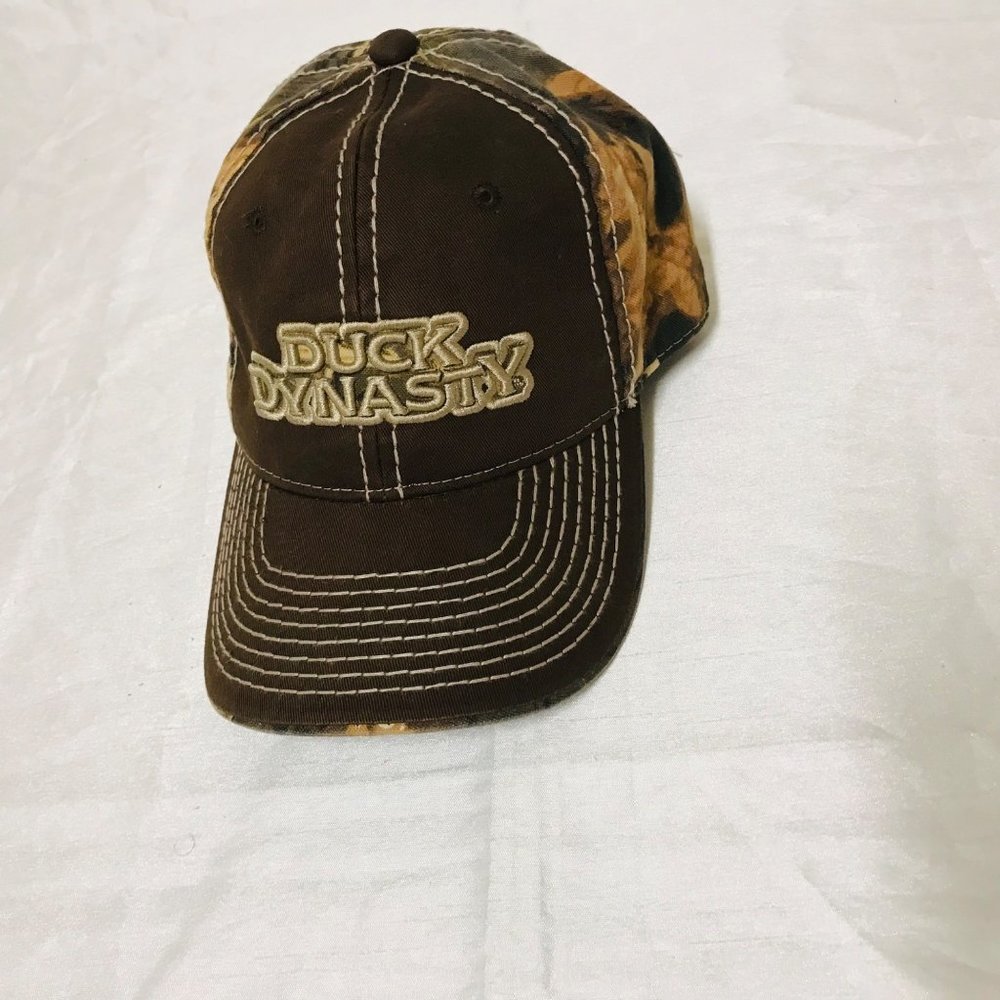 Duck Dynasty A&E Hat/Cap on Size Camo Camouflage Adjustable Snapback